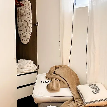 Muy Proximo A Valencia 부르하소트