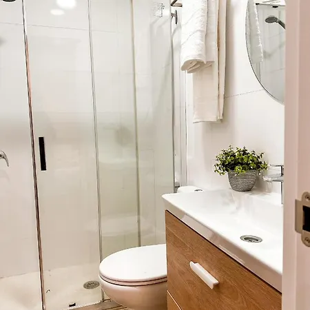 Muy Proximo A Valencia Apartmán Burjassot