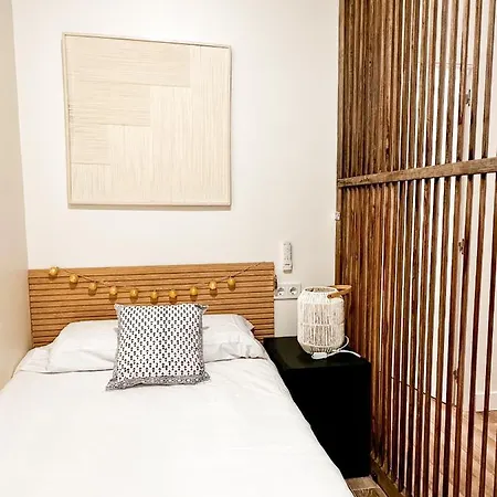 Muy Proximo A Valencia 부르하소트